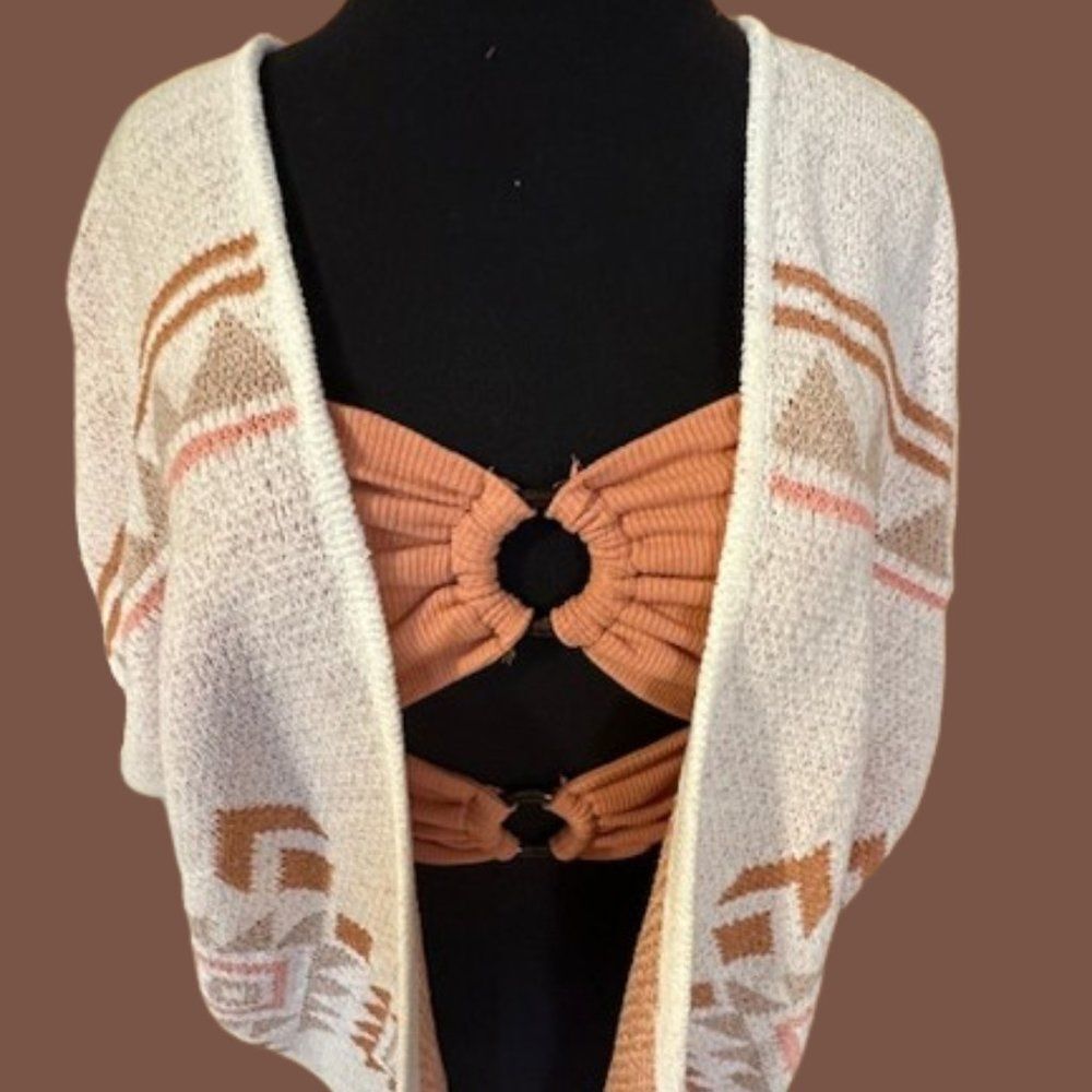 Pink double O ring Cropped Top  4203  Medium  NWT Boutique